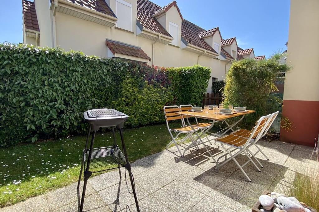 Maison 4 Personnes Avec Jardin Et Parking 勒克罗图瓦 外观 照片